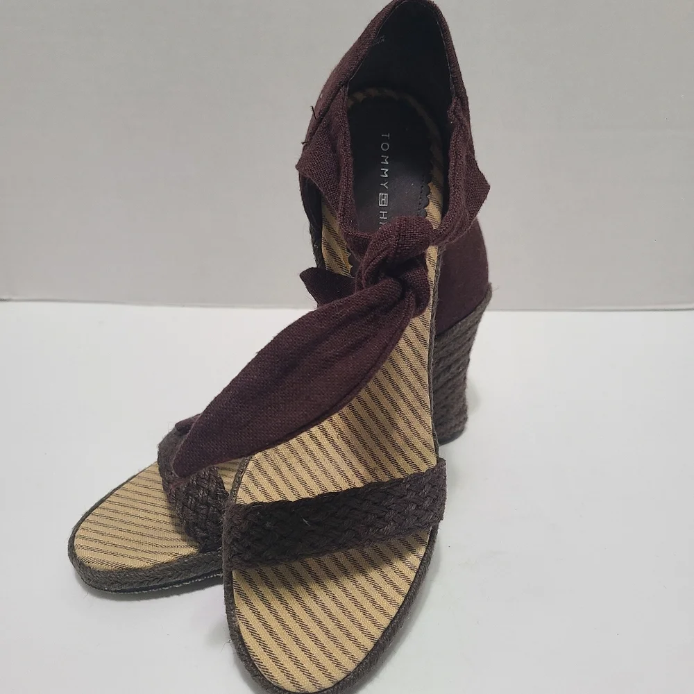 Tommy Hilfiger Open Toe Ankle Tie Wrap Brown  Wedge‎ Sandal Womens Size 11